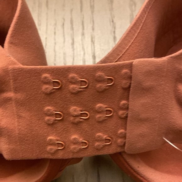 Aerie Real Free Full Coverage Underwire Bra size 40C in Rust - Picture 9 of 14